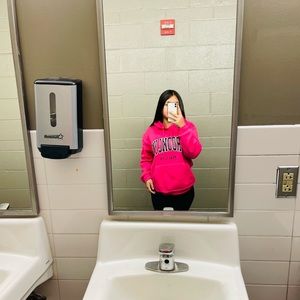 Meet your Posher, Maria fernanda